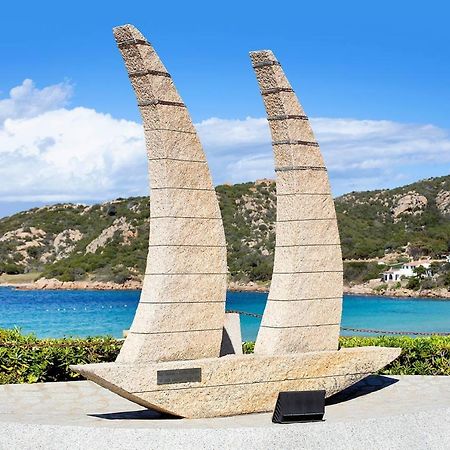 Hotel Club Esse Cala Bitta à Baja Sardinia Extérieur photo