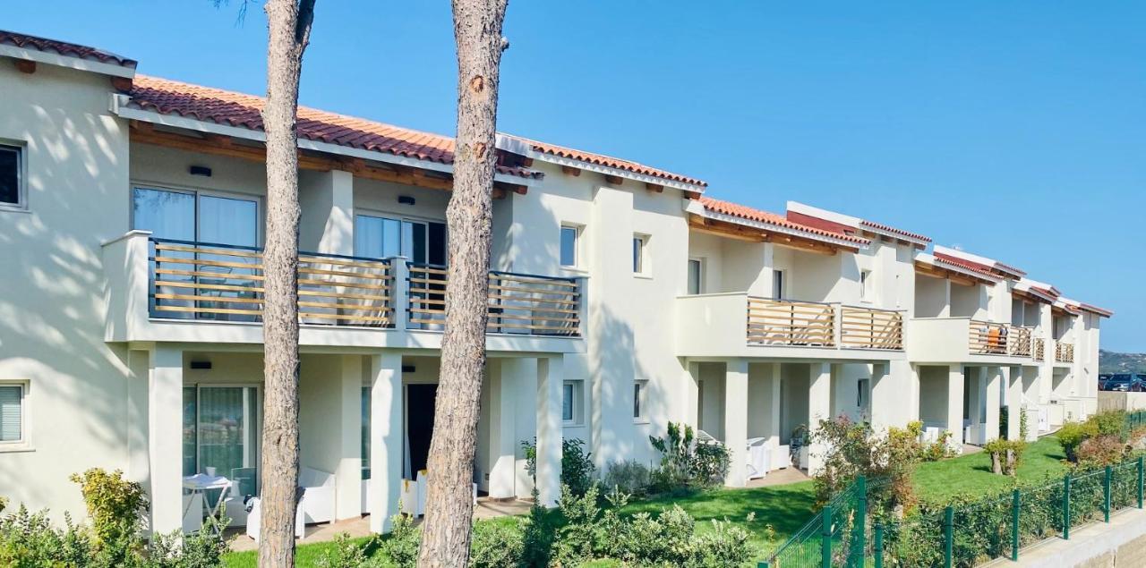 Hotel Club Esse Cala Bitta à Baja Sardinia Extérieur photo