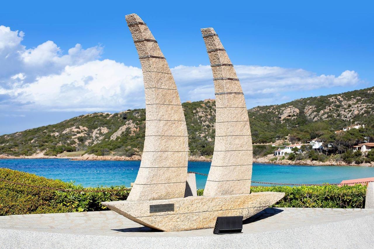 Hotel Club Esse Cala Bitta à Baja Sardinia Extérieur photo