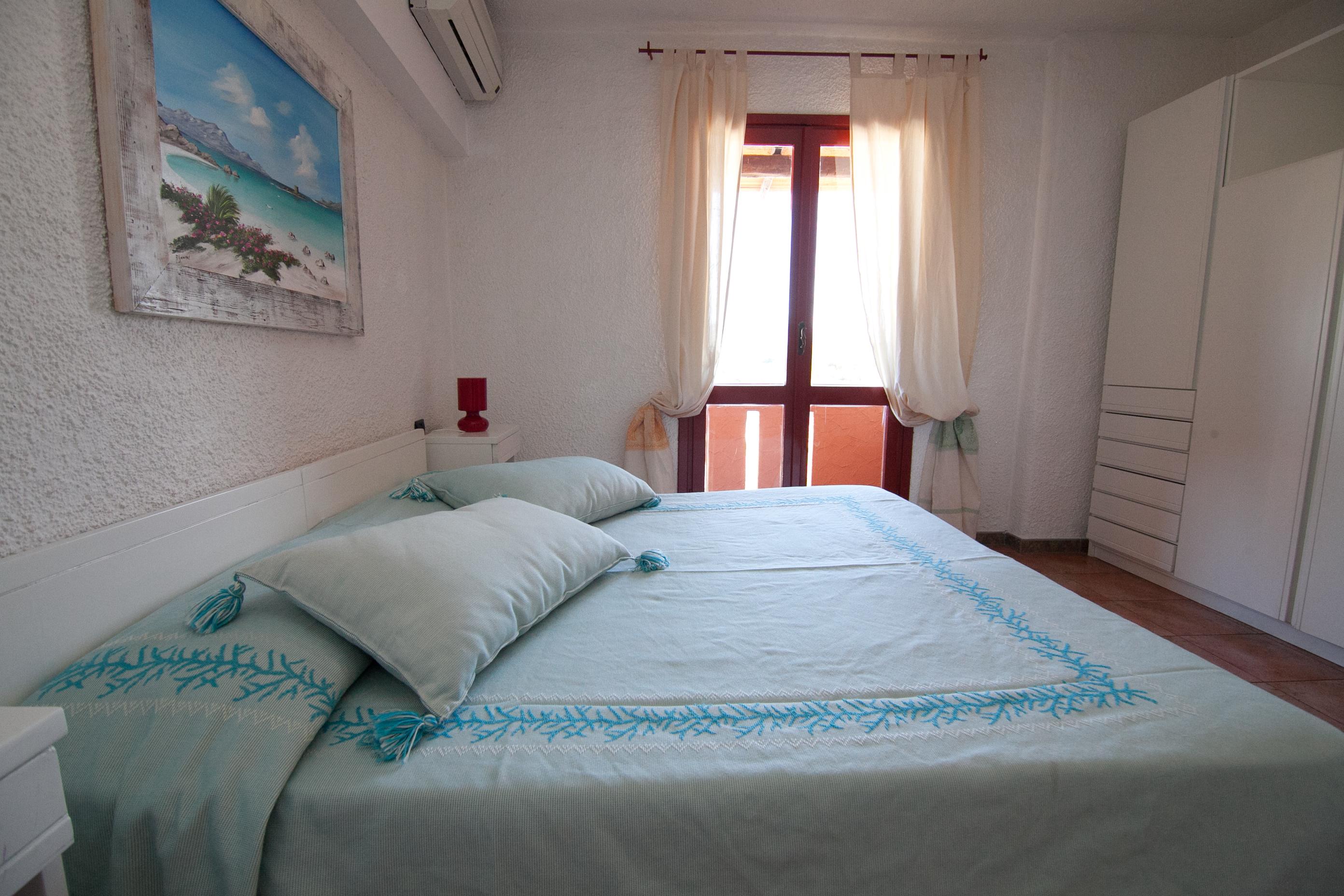 Hotel Club Esse Cala Bitta à Baja Sardinia Extérieur photo