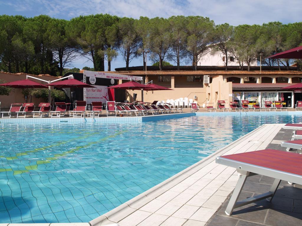 Hotel Club Esse Cala Bitta à Baja Sardinia Extérieur photo
