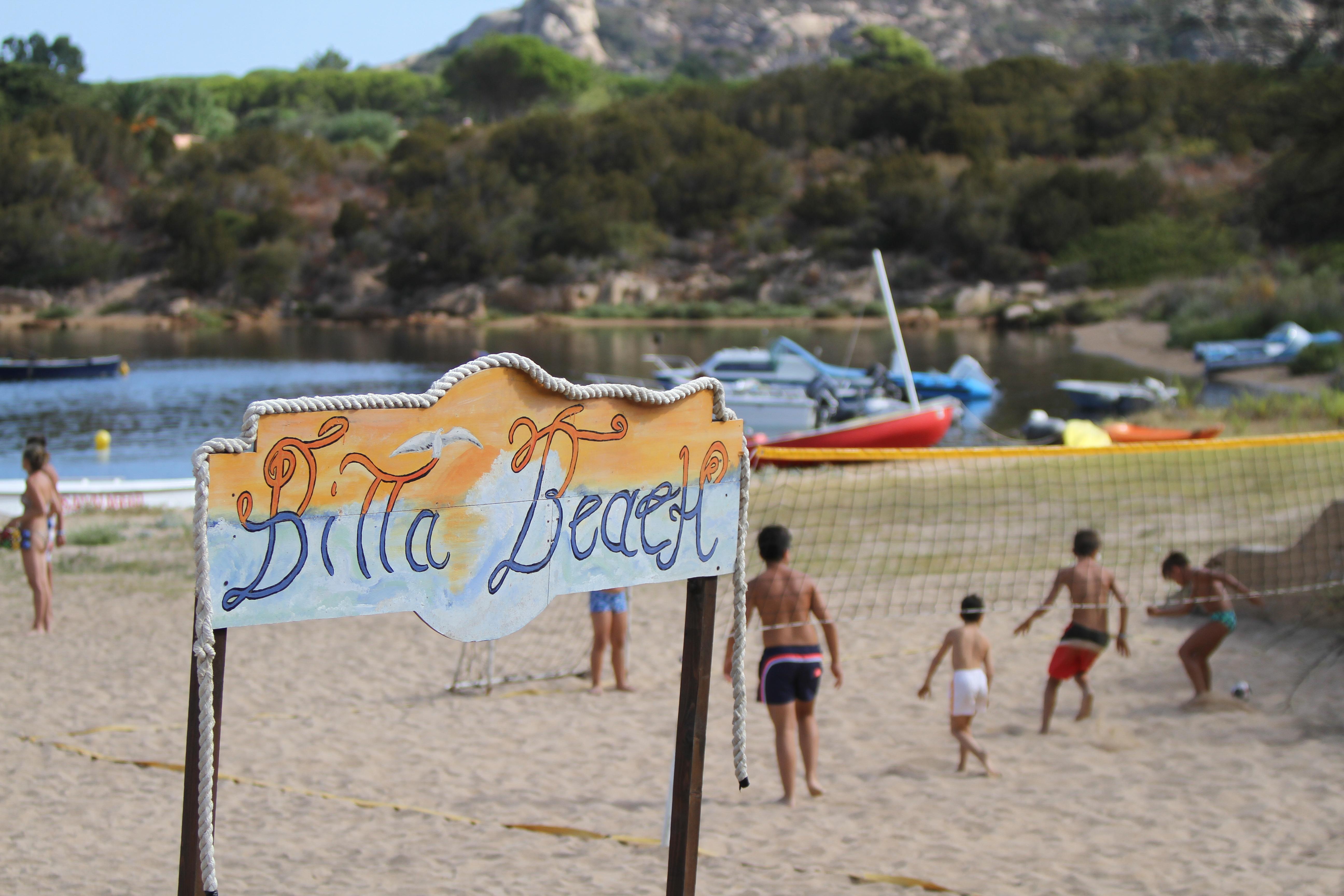 Hotel Club Esse Cala Bitta à Baja Sardinia Extérieur photo