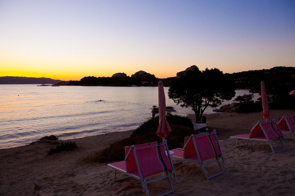 Hotel Club Esse Cala Bitta à Baja Sardinia Extérieur photo