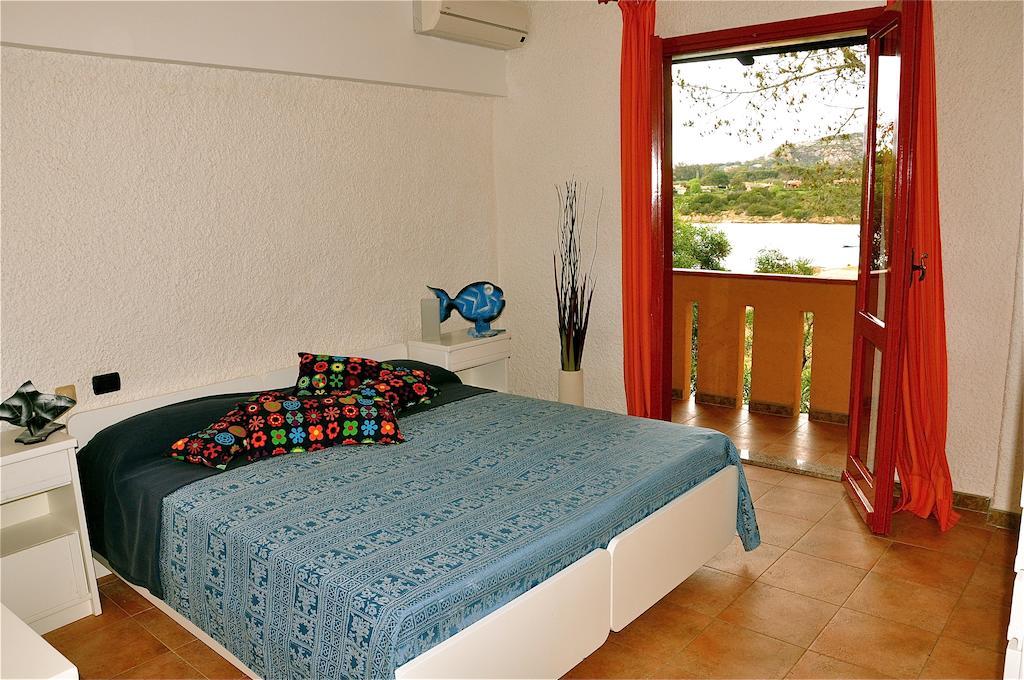 Hotel Club Esse Cala Bitta à Baja Sardinia Extérieur photo